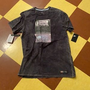 Nike Graphic T-Shirt
